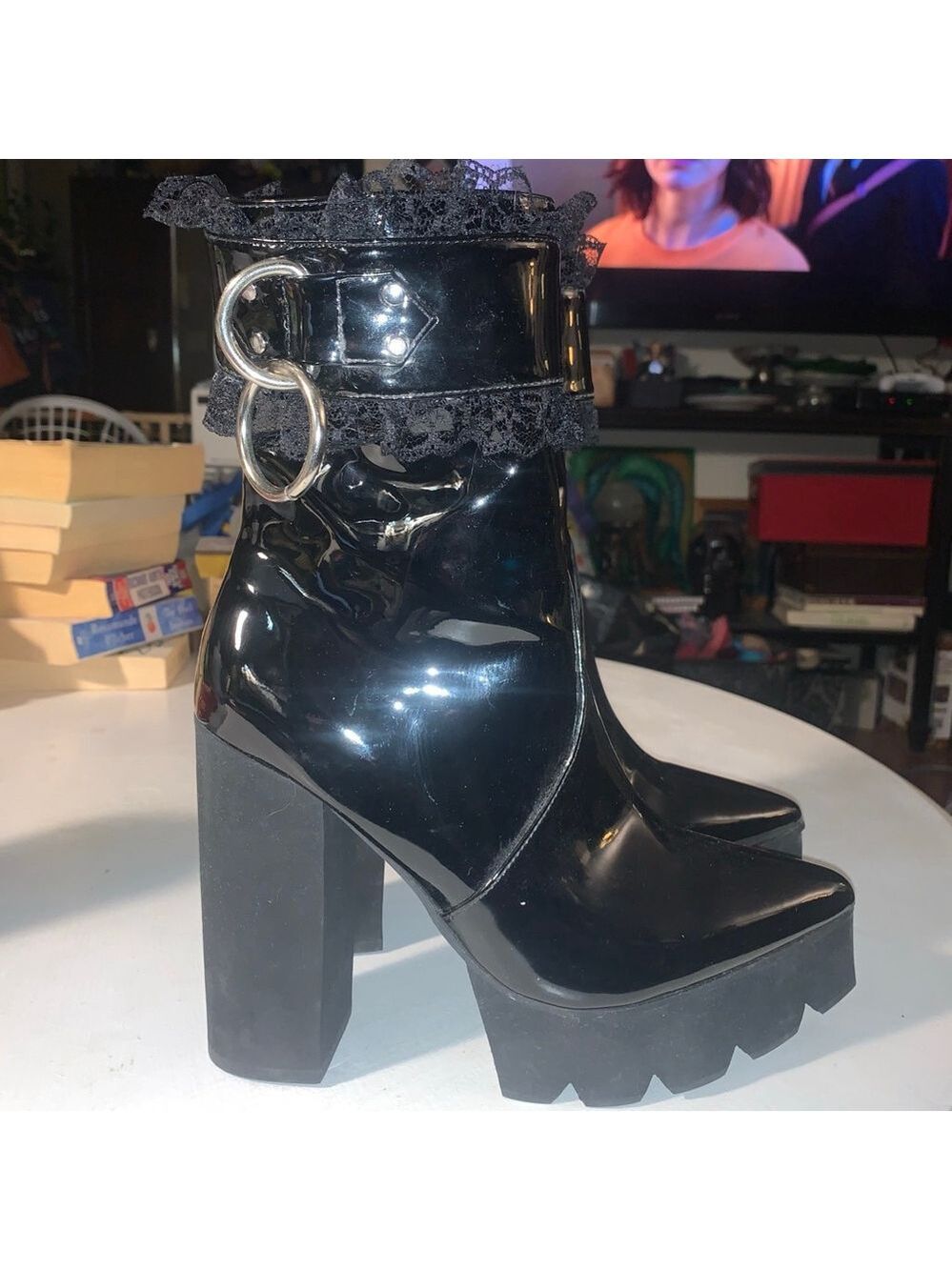 Women's Unbranded Black Patent Lace Trim Heeled Boots Size 7 - Picture 2 of 14